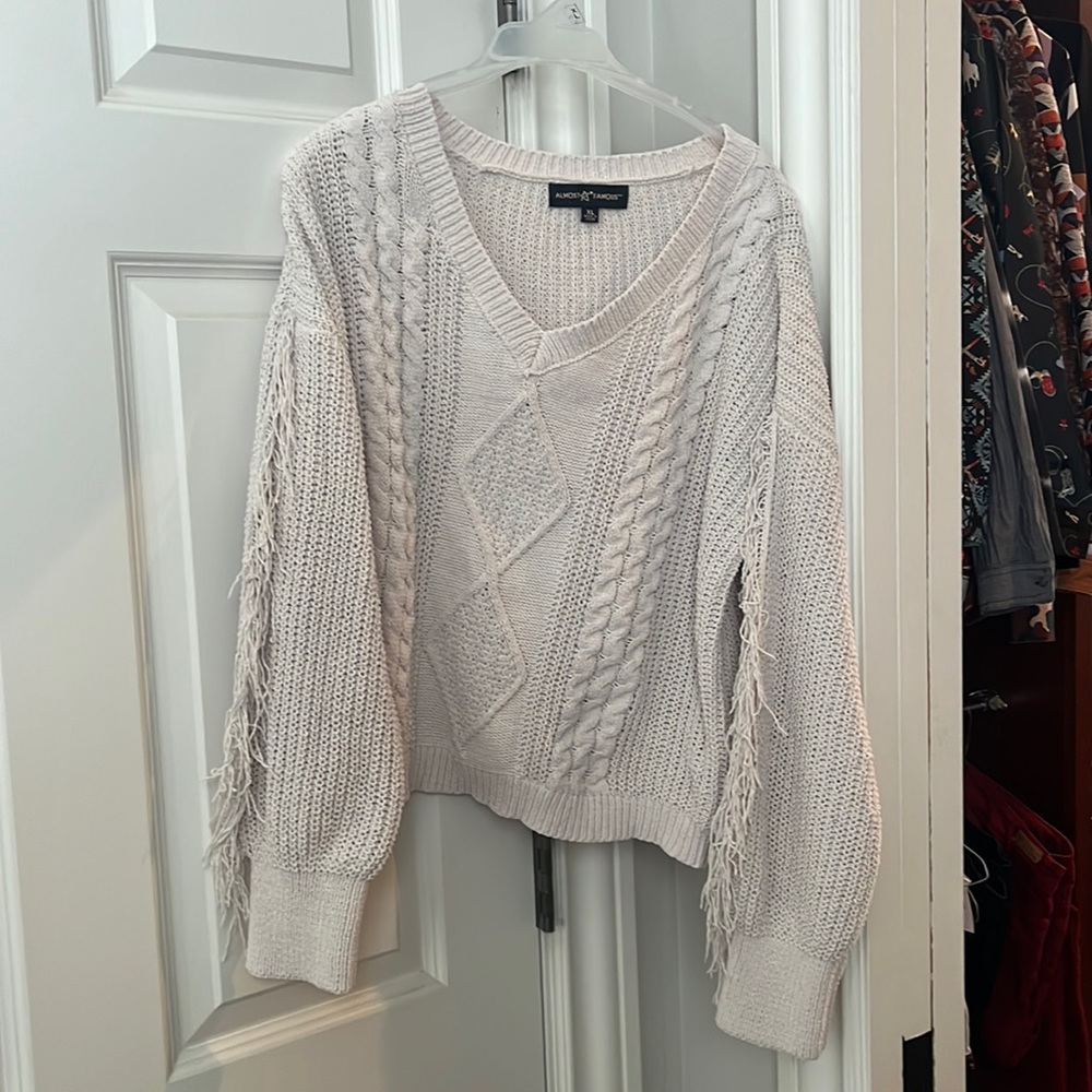 Sweater with fringe